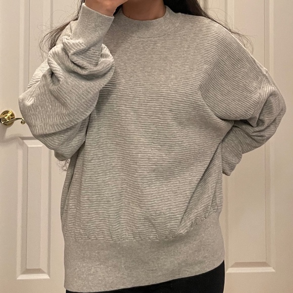 New Grey Textured Sweater - Picture 2 of 5